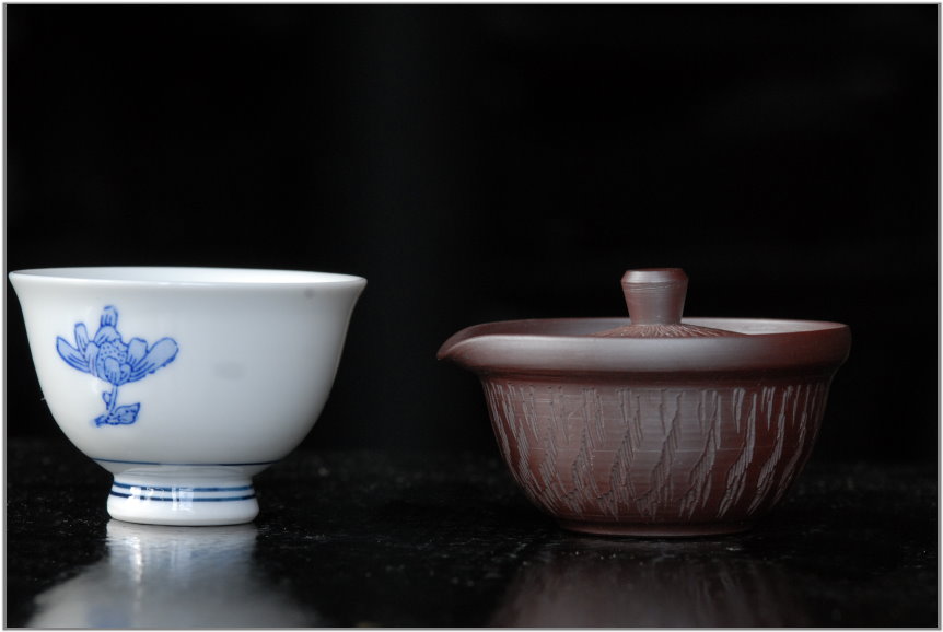 small jitsuzan teapot for gyokuro.jpg