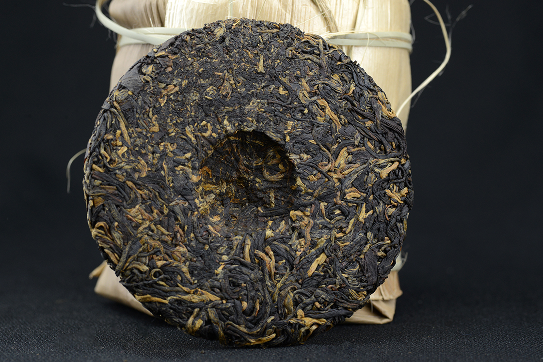 Feng Qing Dian Hong préselt fekete tea lepény
