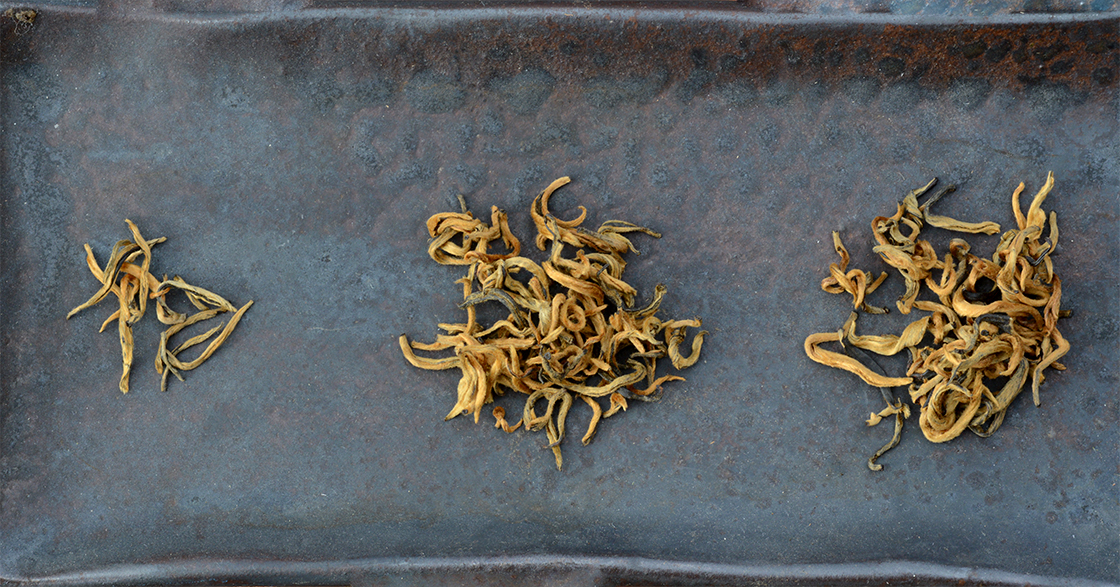 Dian Hong Yunnani aranyvörös apró rügyecskék