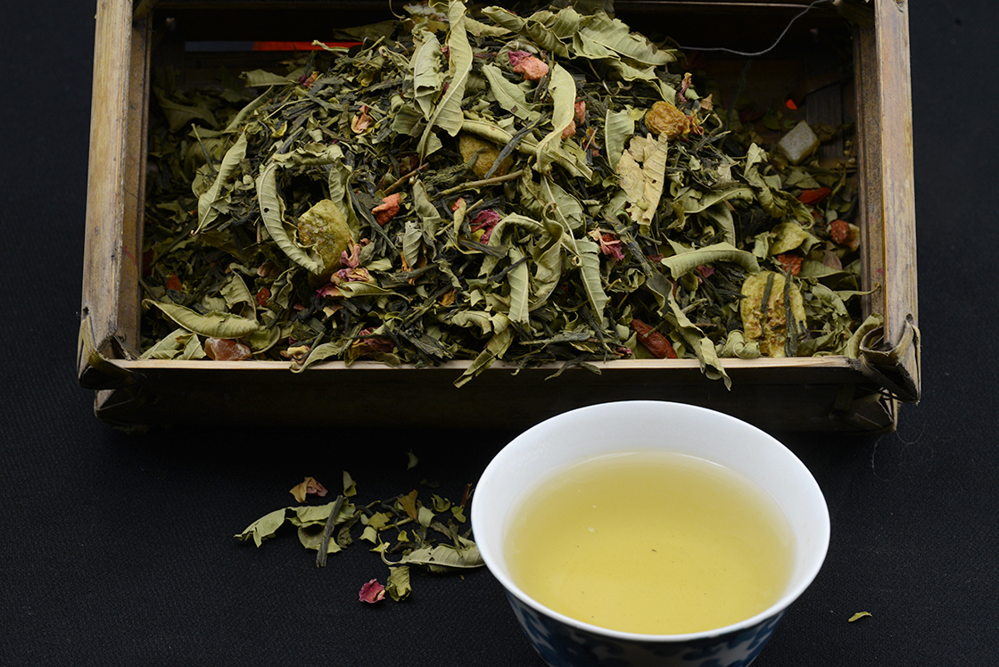 Sencha Moringa ízesített zöld tea