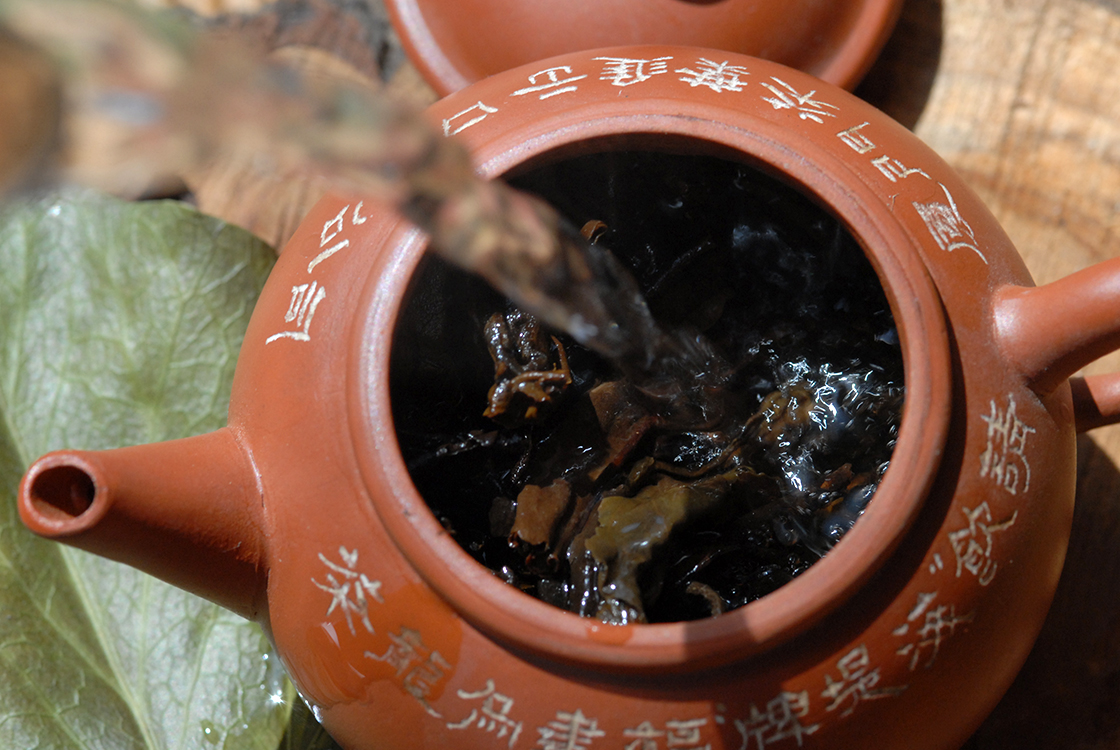 1999 Liuan bambuszkosaras hei cha sötét tea