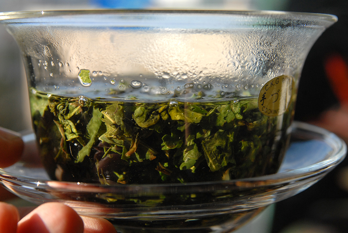 Enyhén fermentált tie guan yin oolong tea