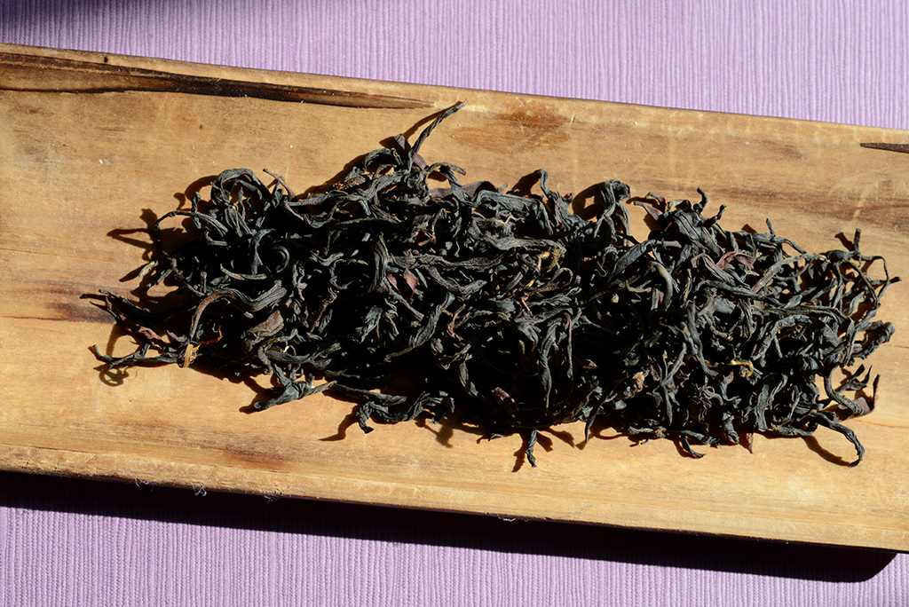 Purple buds black tea