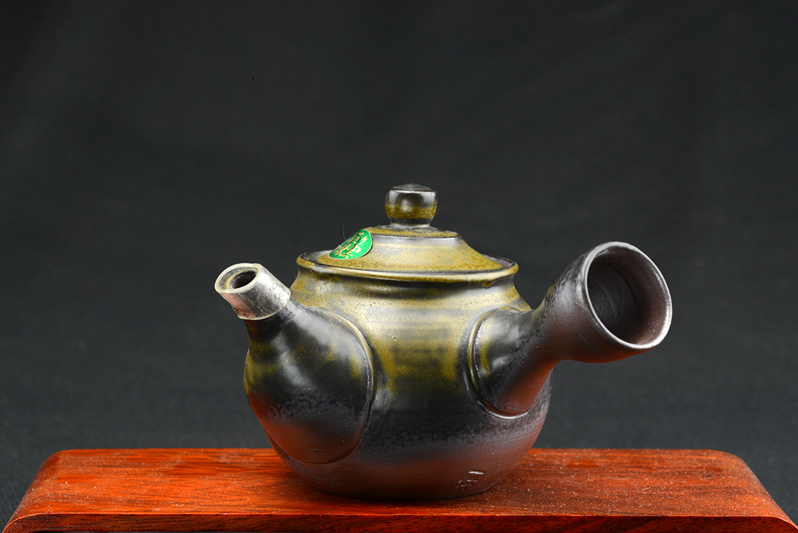 yugake gyokuro japanese tea pot