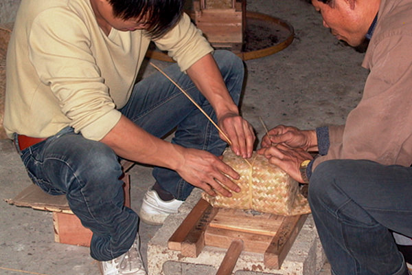 2014 Tian Jian Mennyei Rügyek hei cha