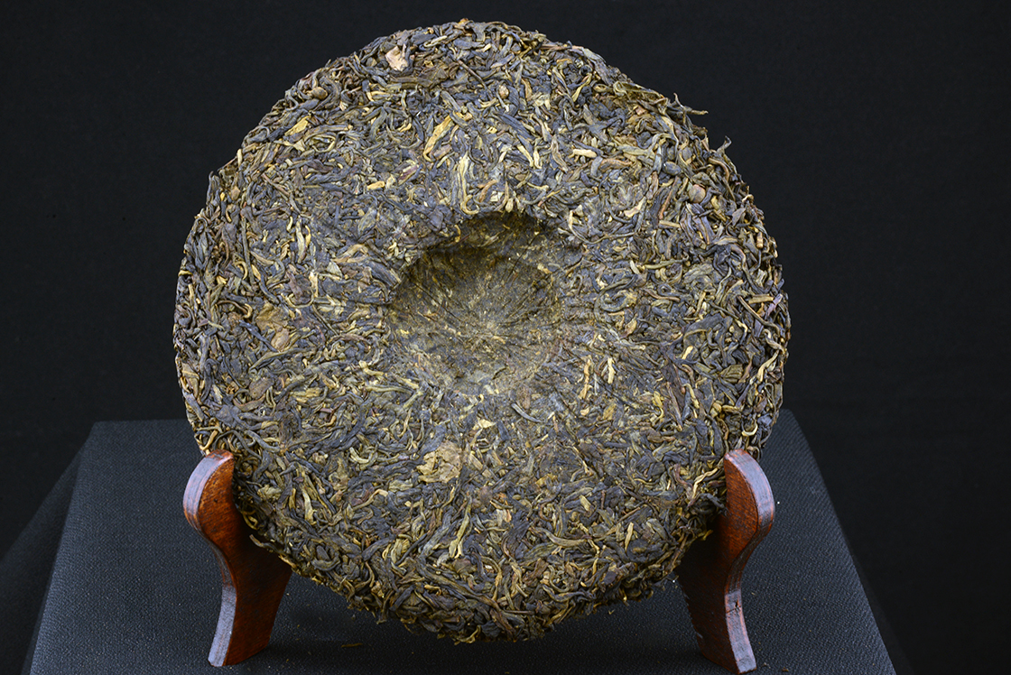 2000 aged Haiwan tea Gu Hua érlelt sheng puerh tea 