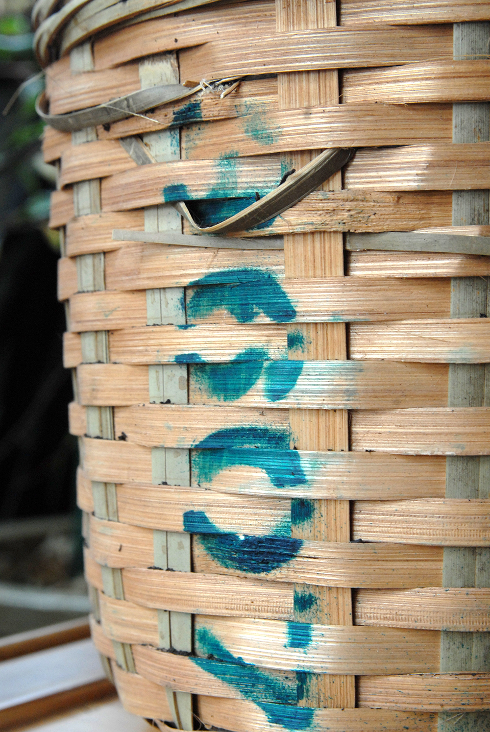 2005 Liu Bao tea in Bamboo Basket   3607 