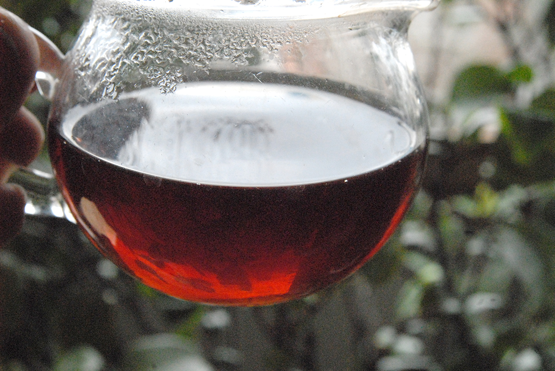 2005 Liu Bao tea in Bamboo Basket   3607 