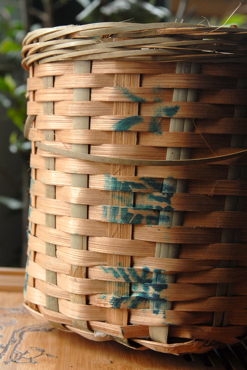 2005 Liu Bao tea in Bamboo Basket   3607 