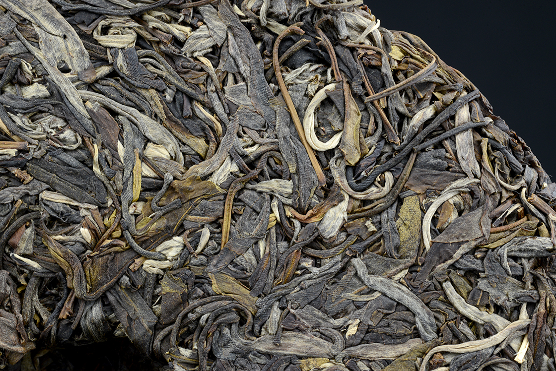 2015 Chen Yi Hao Yi Wu Cha Wang prémium sheng puerh tea