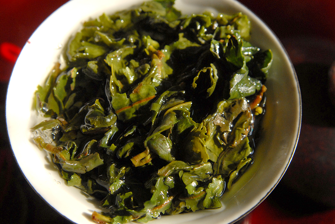Enyhén fermetált prémium rizs aroma tie guan yin oolong tea