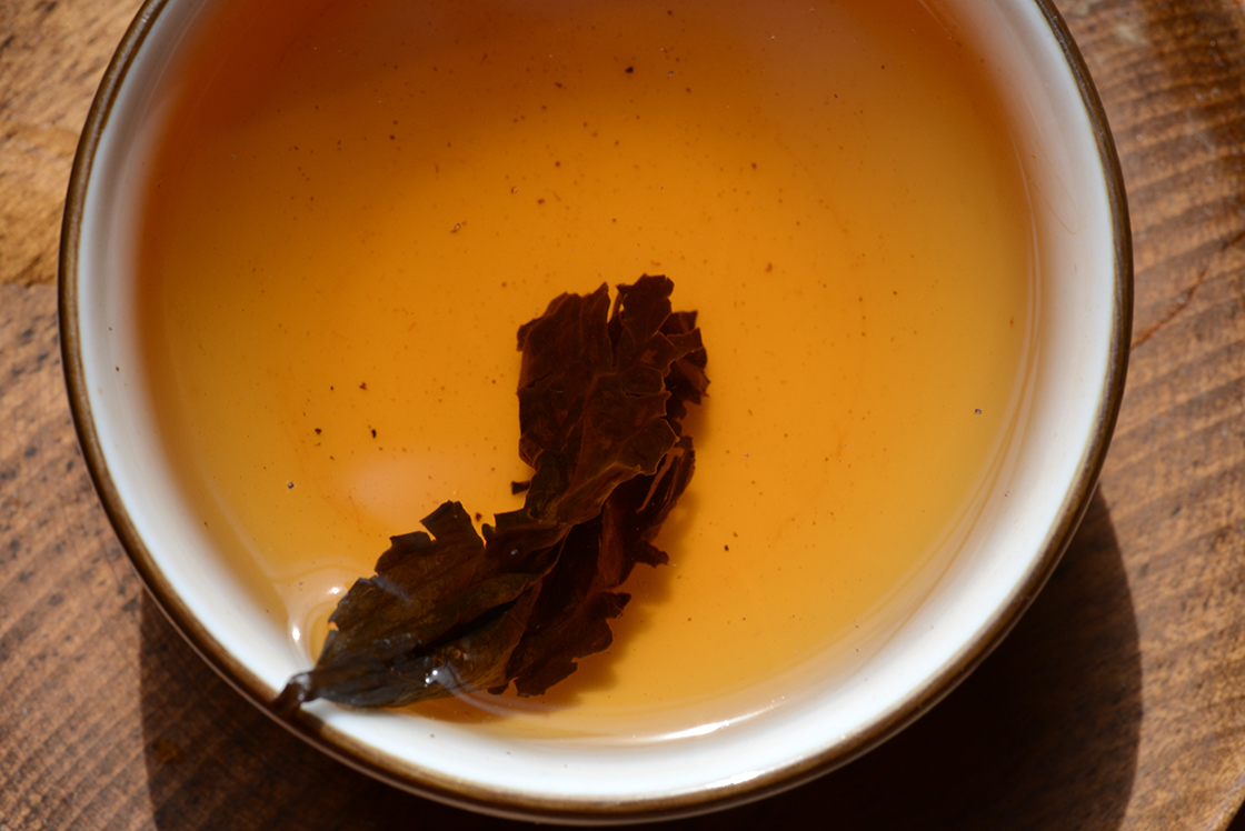 青茶 aged tie guan yin Aged 2000 Tie Guan yin oolong teas