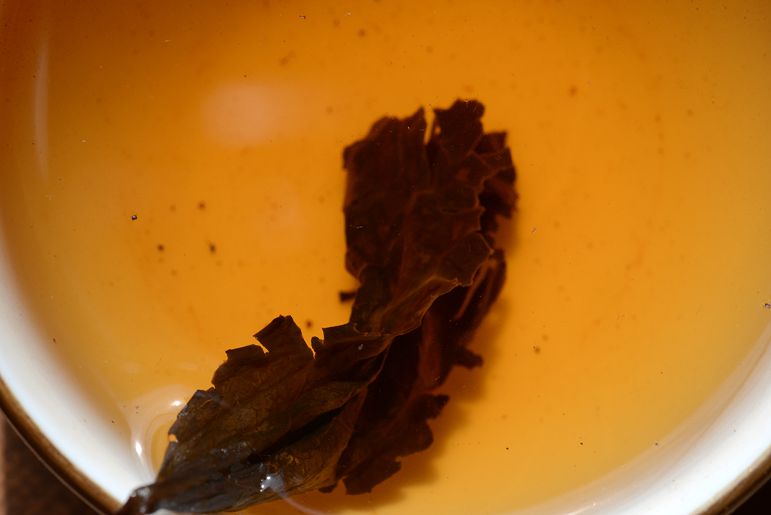 青茶 aged tie guan yin Aged 2000 Tie Guan yin oolong teas