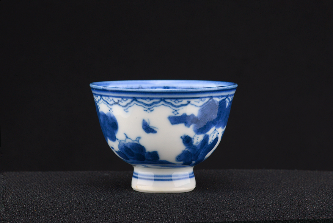 Nabeshima porcelán teáscsésze készlet