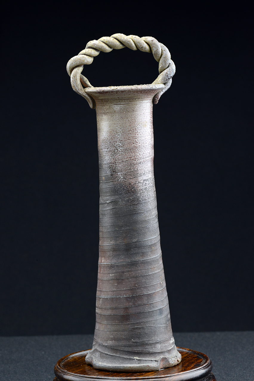 bizen hanaire vase