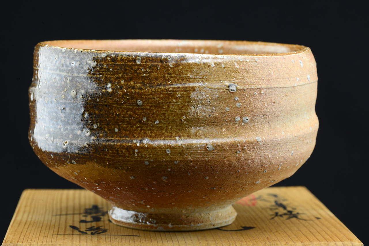 Shigaraki chawan matcha tea bowl