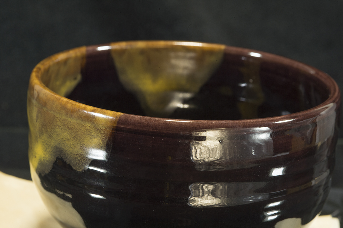 aranyló kutani chawan japán matcha teáscsésze