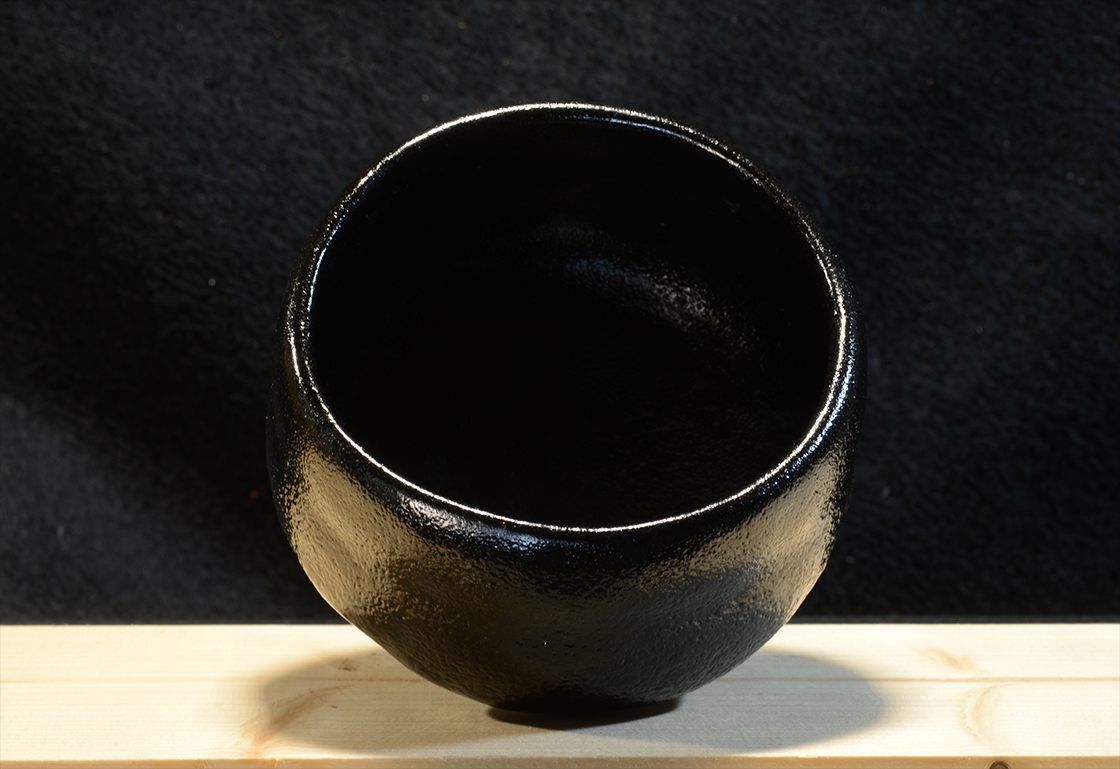 Fekete Kuro raku chawan matcha csésze