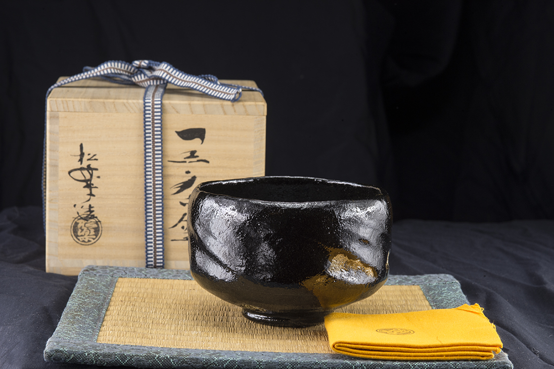Fekete daitokuji zen raku chawan teáscsésze