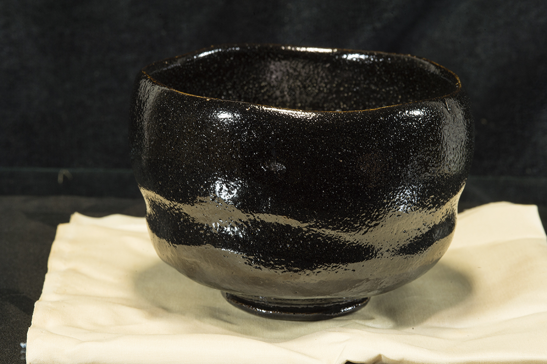 Hayashi Tozo fekete raku teáscsésze