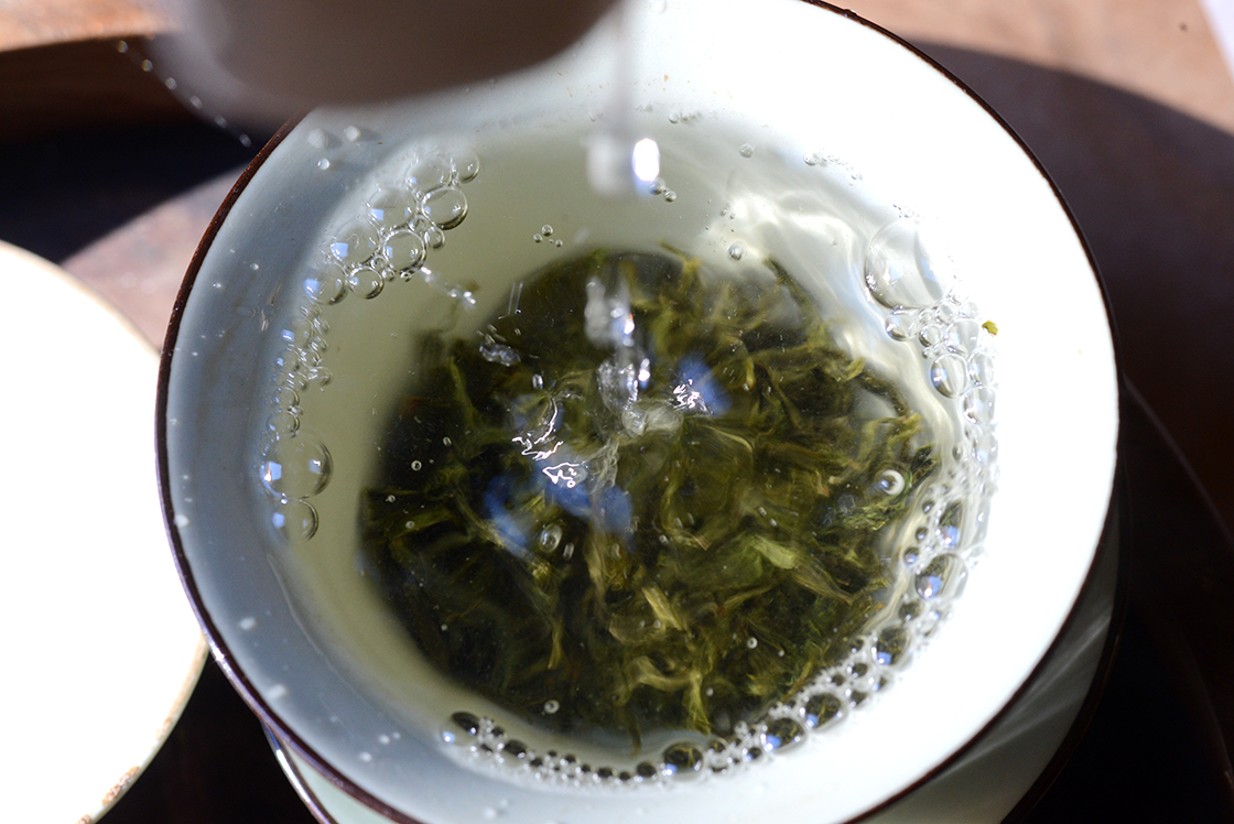 2017 Li Jiang Mao Jian kínai zöld tea
