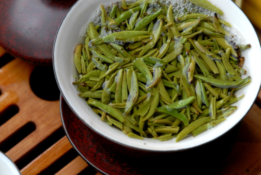 emeishan bamboo leaf tea