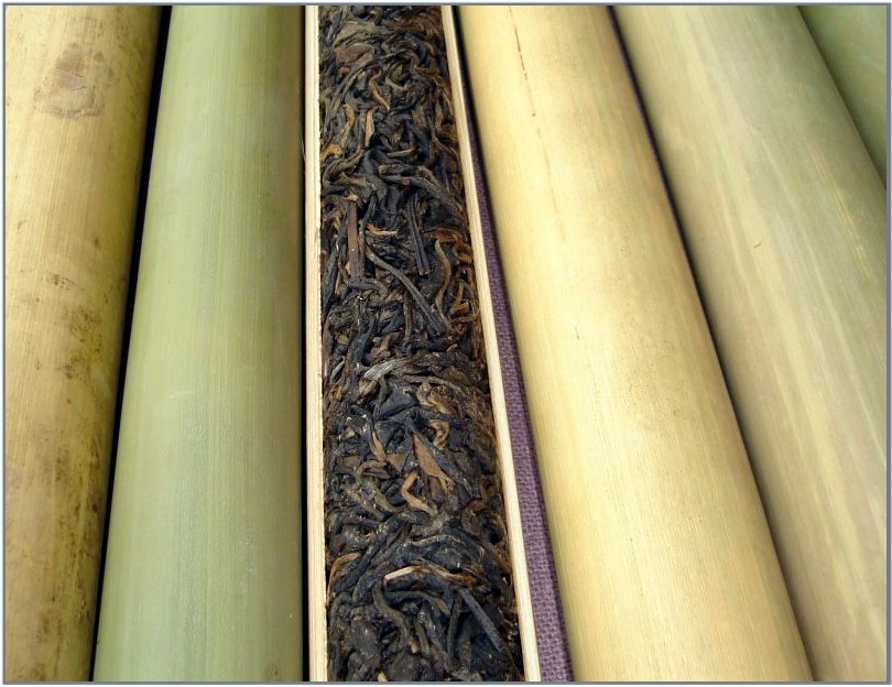bambuszba préselt