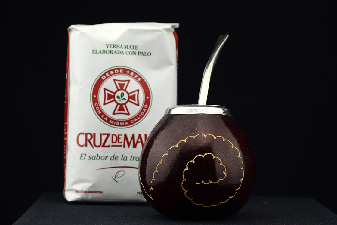 Cruz de malta yerba mate tea