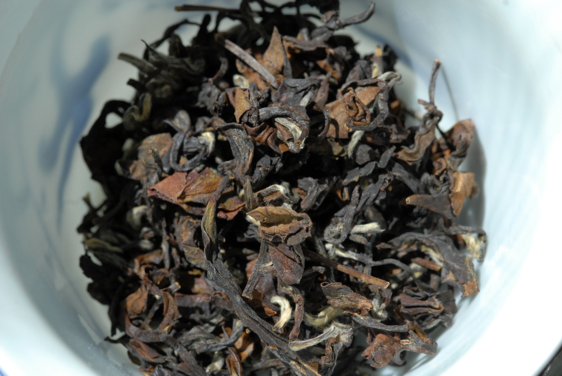 Dong Fang Mei Ren extra prémium tea