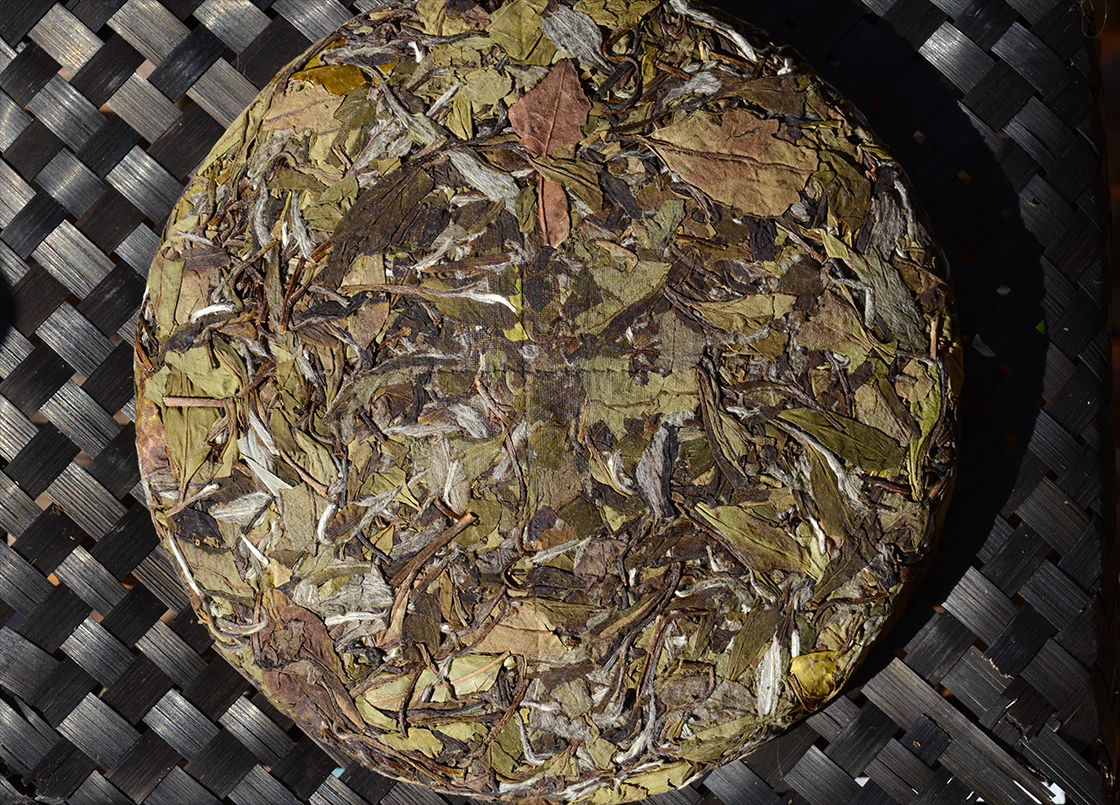 Érlelt fehér tea aged white tea, aged fuding white tea