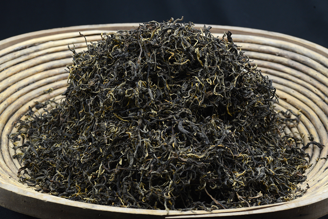 Dian Hong (滇紅, azaz yunnani vörös) a Kína Yunnan tartományából származó, minőségi fekete teák gyűjtőneve.
