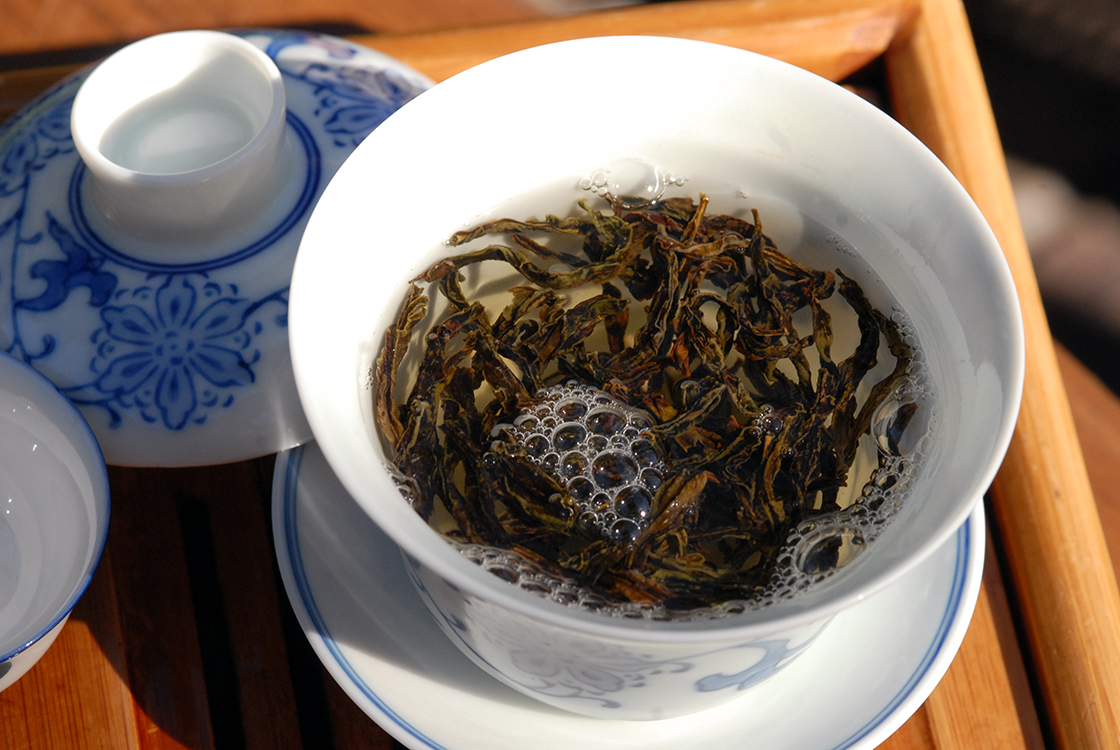 Feng Huang Dan Cong Huang Zhi wulong tea
