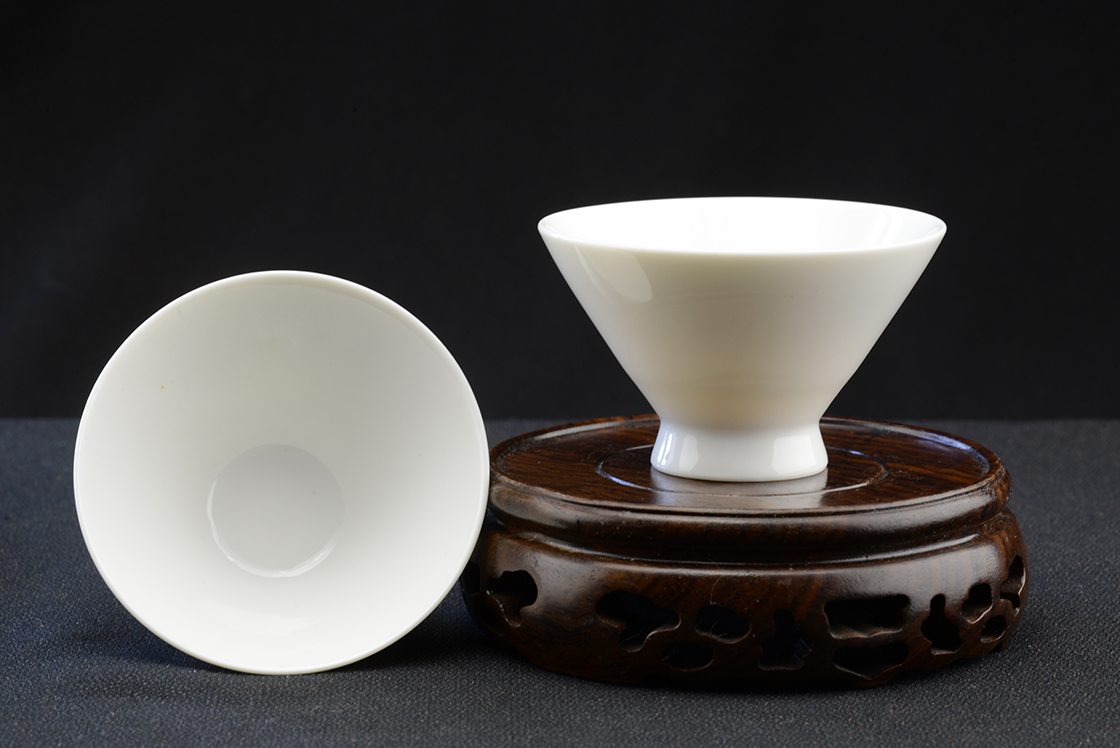 japán fehér porcelán teáscsésze