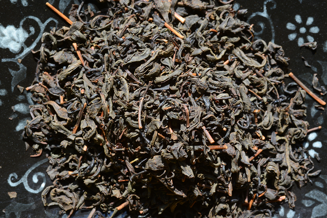 Issien japán fekete tea 
