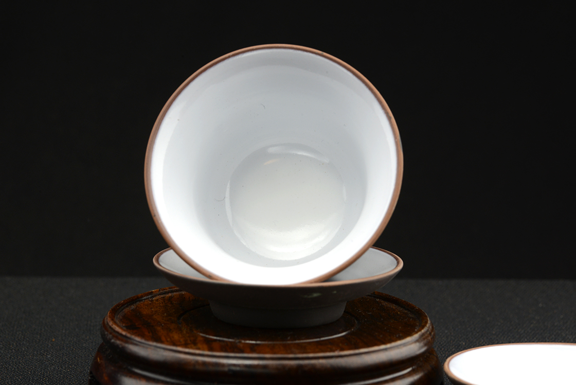 Porcelánmázas gaiwan teáscsésze