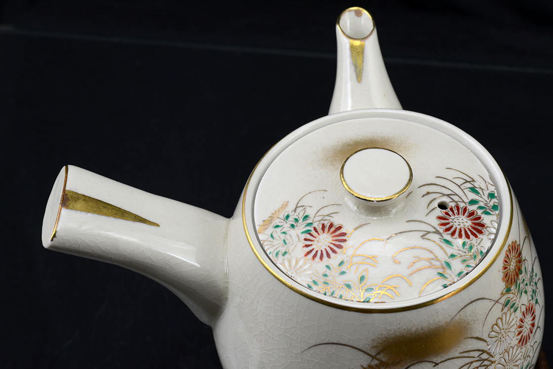 kutani japán kézzel festett teáskanna