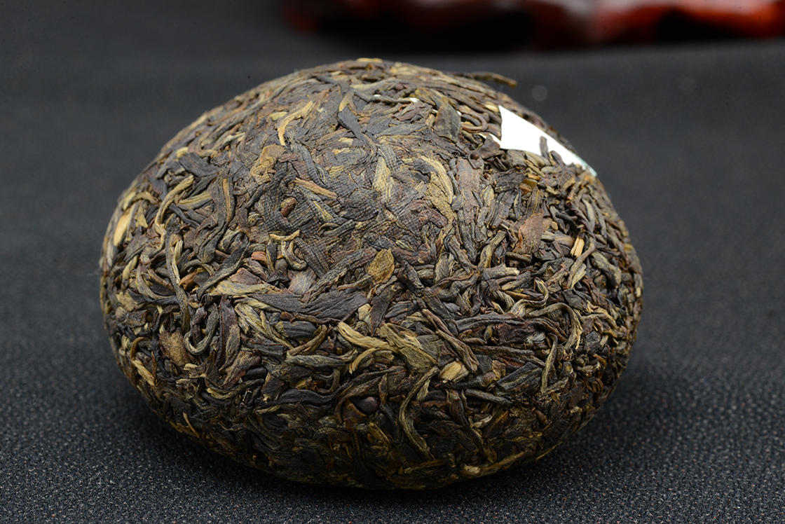 2011 Menghai Dayi Jia Ji sheng puerh tuo