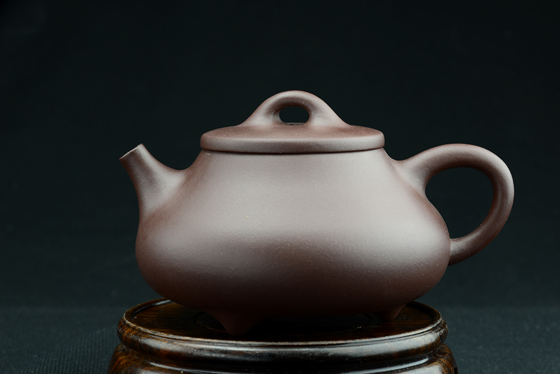 modern shi piao yixing tea pot