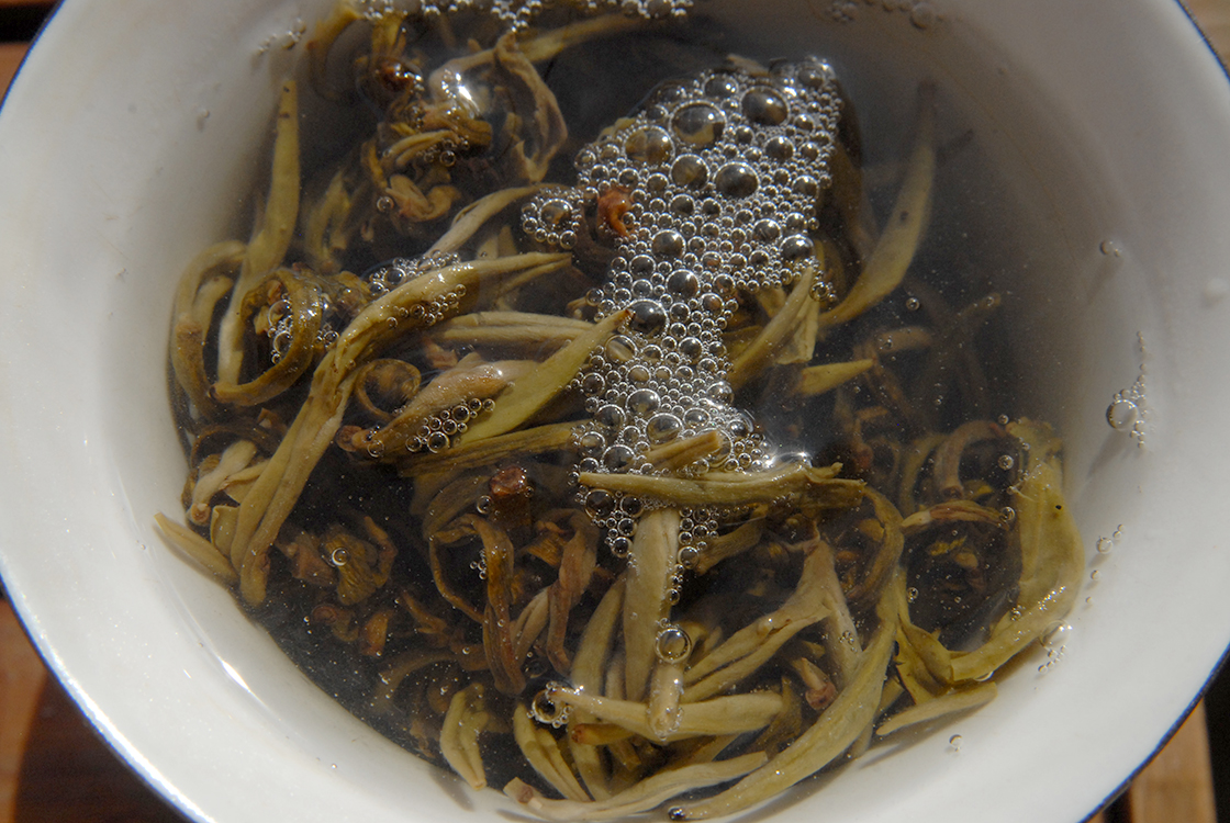 Moli Long Zhu jázmin gyöngy tea