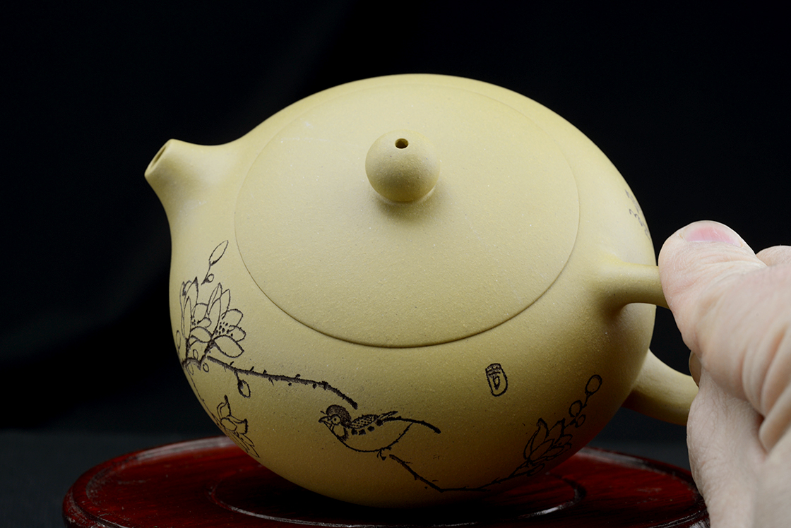 oblate xishi duanni yixing teapot