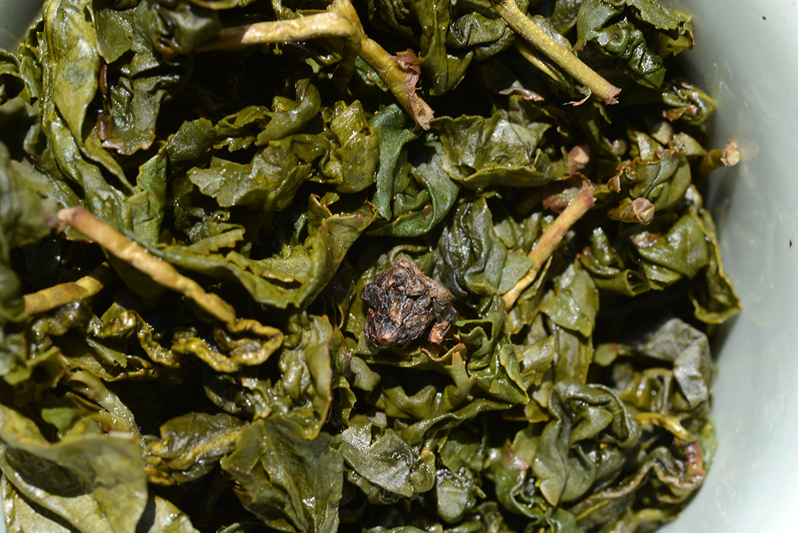 ali ghan  tajvani zöéd oolong tea