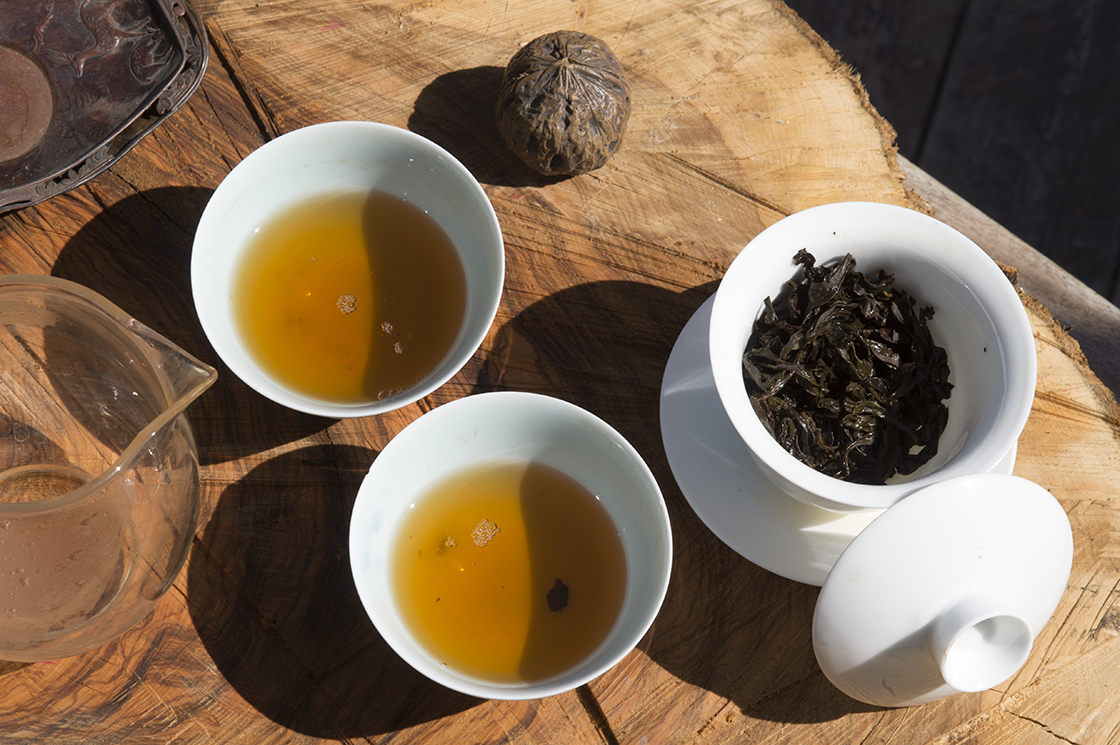 Sárga Tie Guan Yin wuyi szikla oolong tea