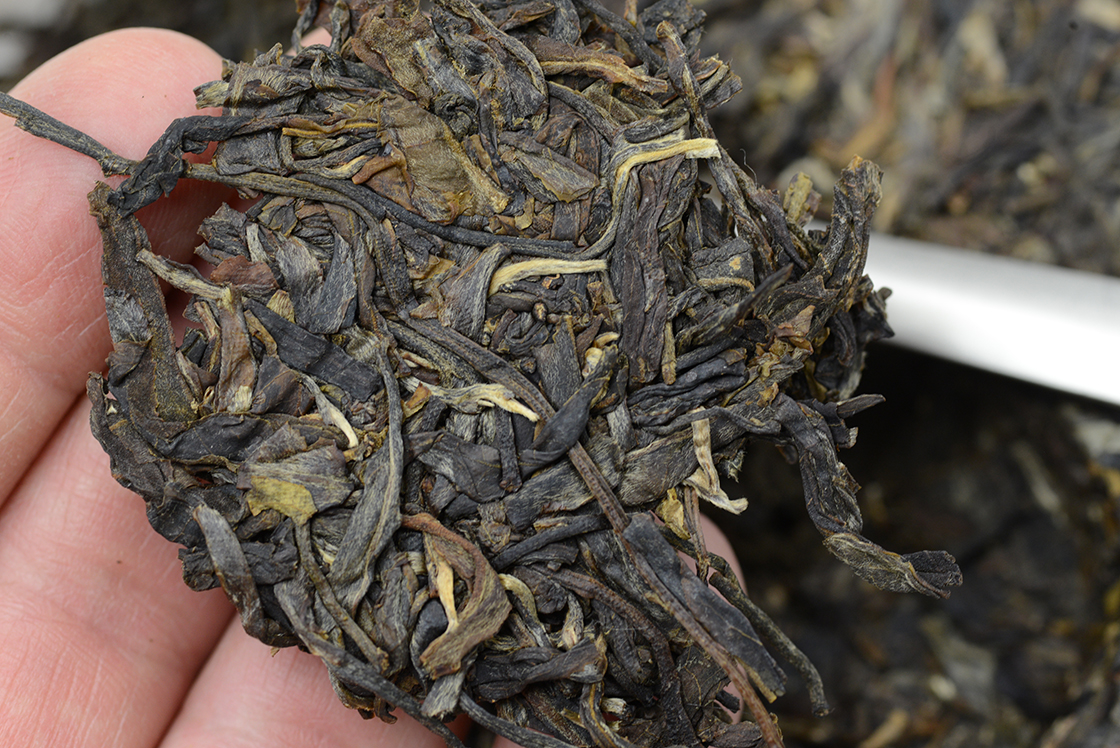 2016 A Majom Éve sheng puerh tea