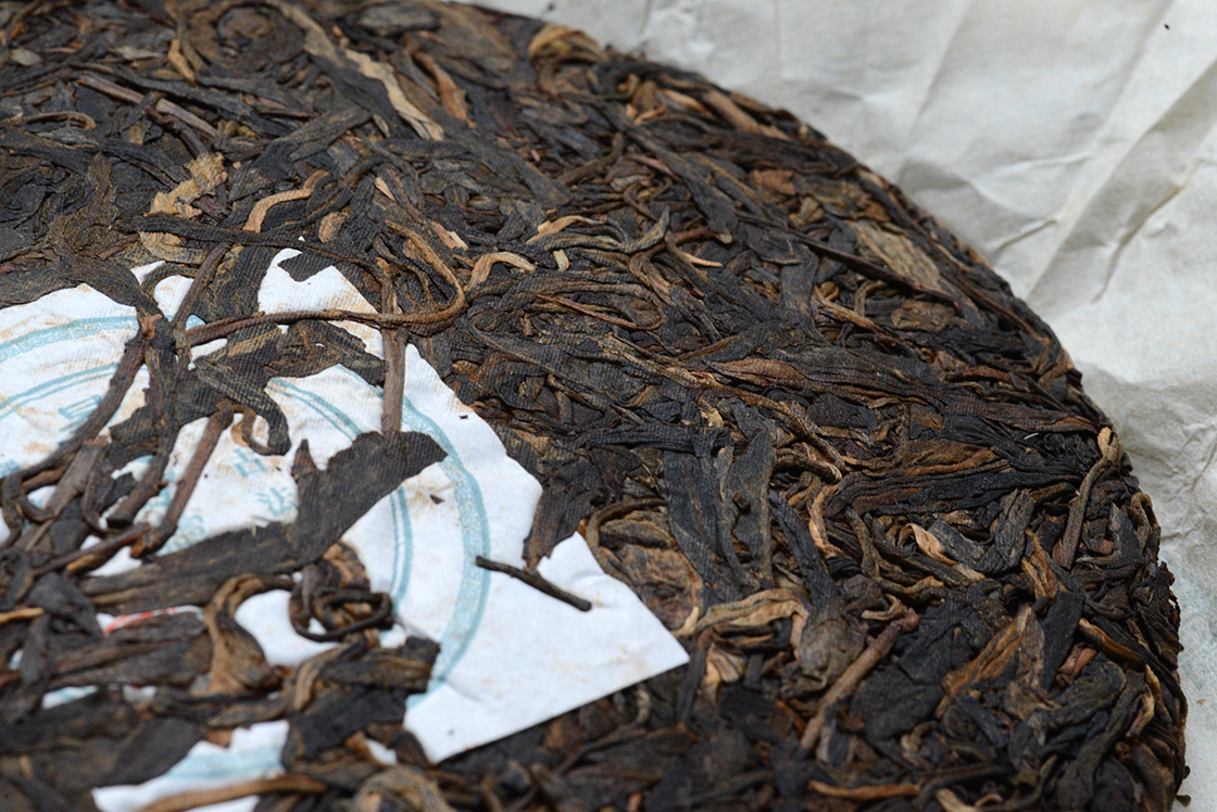 2002 Yiwu szelleme érlelt sheng puer tea