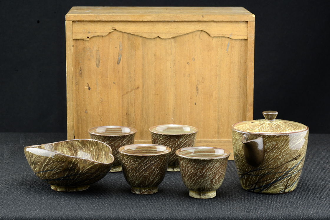 Utsutsugawa japanese tea set