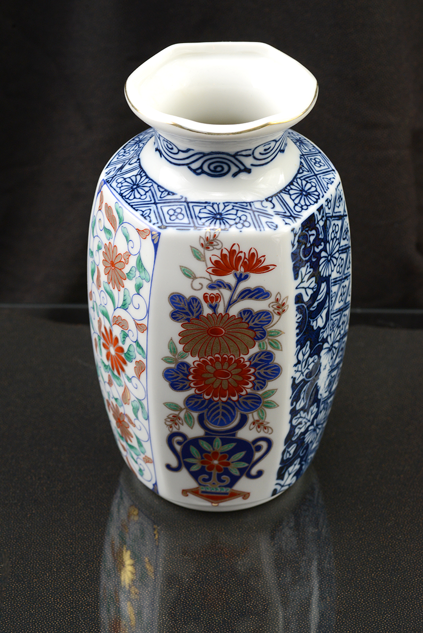 Kiotói kézzel festett porcelán virágváza