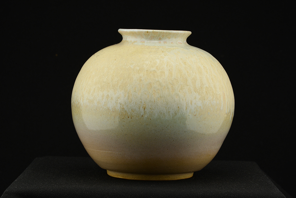 Yohen ash glaze vase