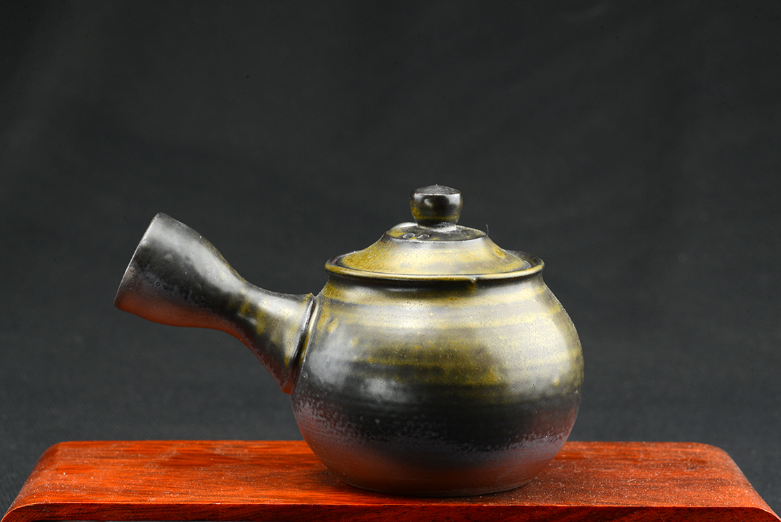 yugake gyokuro japanese tea pot