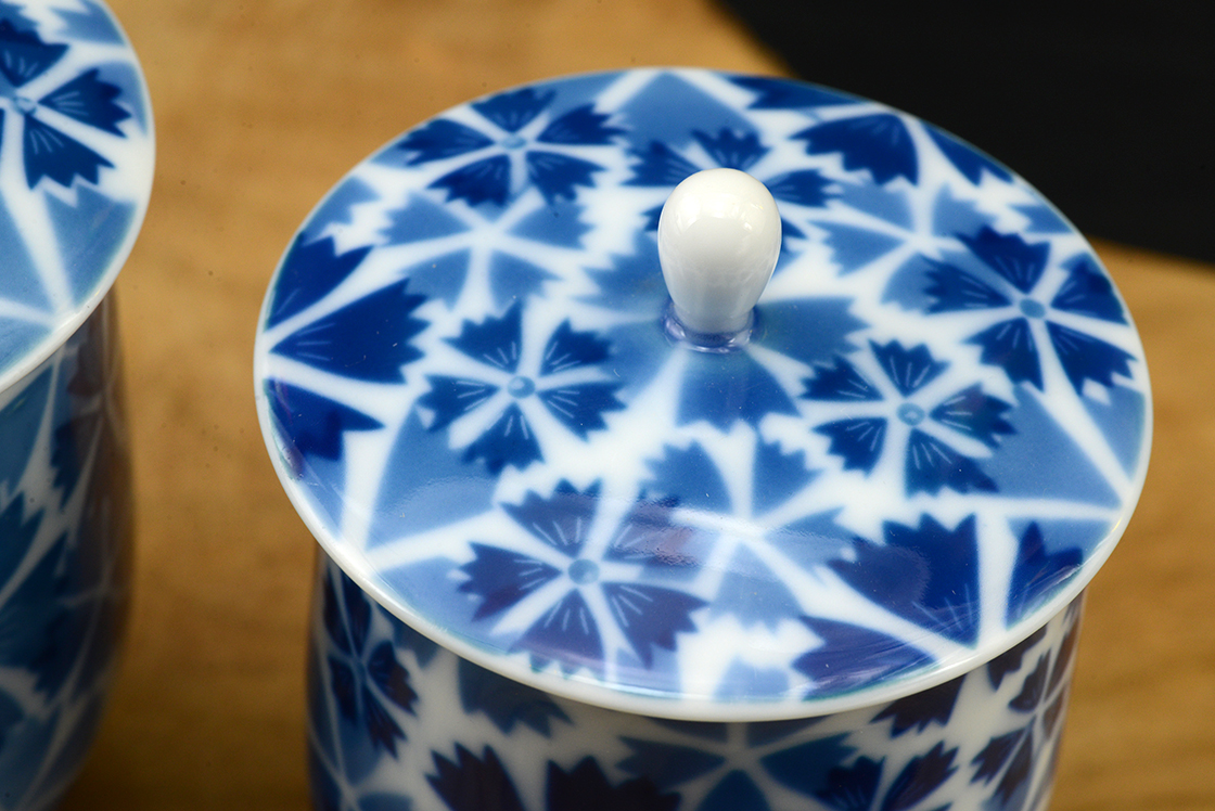 Arita japán porcelán teáscsésze pár