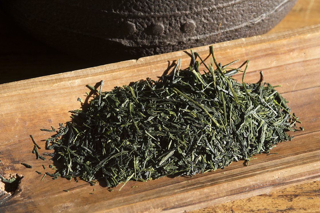 hoshino gyokuro fuyu no hana faszénen sütött gyokuro